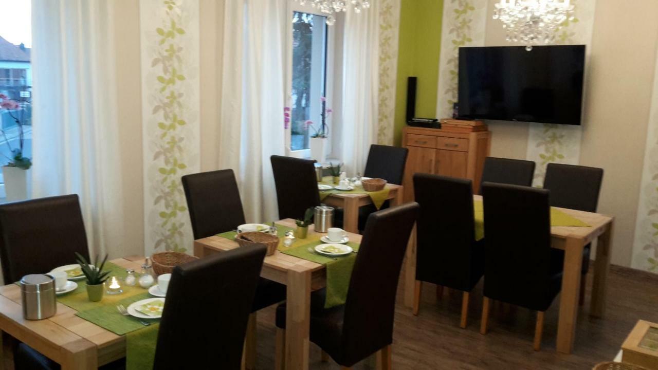 Gaestehaus Spatzennest 迈卡默 外观 照片